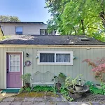 Cozy Portland Studio With Patio And Yard!