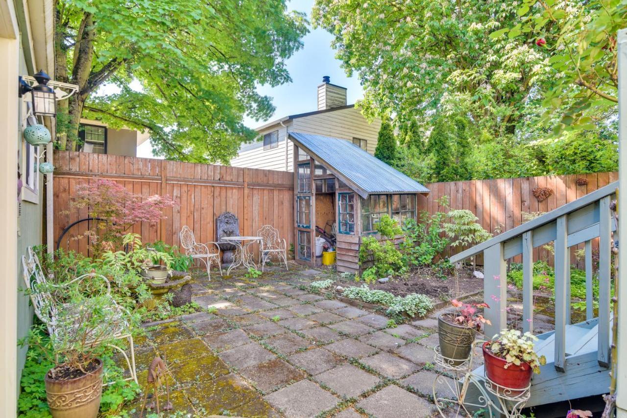 Cozy With Patio And Yard! Apartment