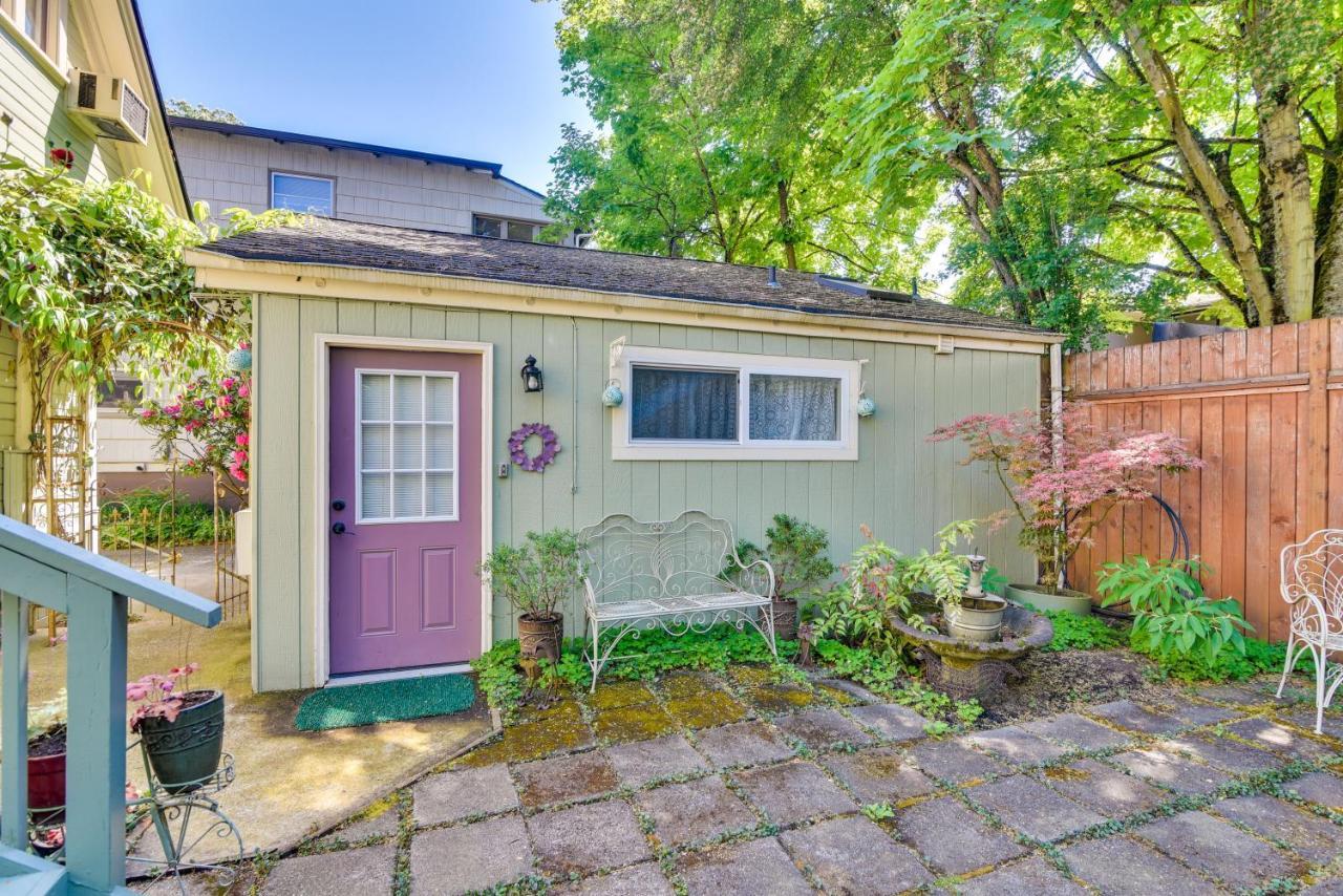 Cozy With Patio And Yard! *